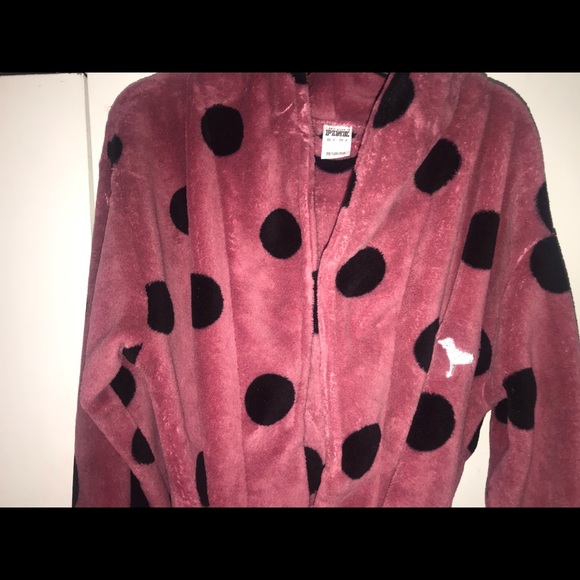 PINK Robe - Picture 4 of 5